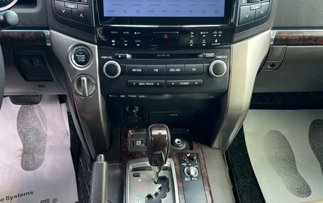 Toyota Land Cruiser 200, 2010 год, 3 550 000 рублей, 15 фотография