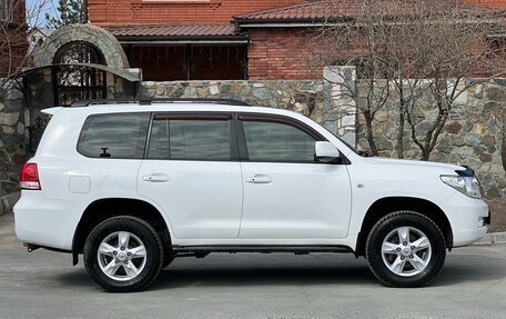 Toyota Land Cruiser 200, 2010 год, 3 550 000 рублей, 8 фотография