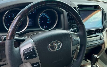 Toyota Land Cruiser 200, 2010 год, 3 550 000 рублей, 16 фотография