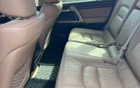 Toyota Land Cruiser 200, 2010 год, 3 550 000 рублей, 19 фотография