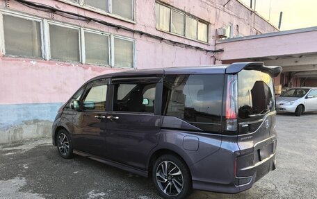 Honda Stepwgn IV, 2017 год, 1 749 000 рублей, 2 фотография