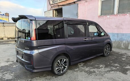 Honda Stepwgn IV, 2017 год, 1 749 000 рублей, 5 фотография