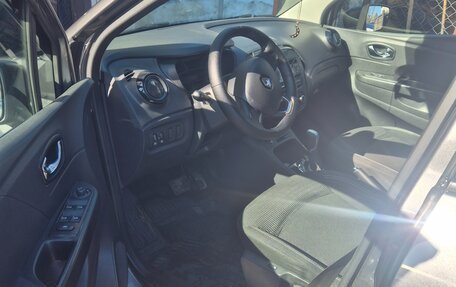 Renault Kaptur I рестайлинг, 2018 год, 1 100 000 рублей, 6 фотография