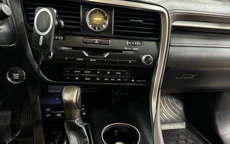 Lexus RX IV рестайлинг, 2017 год, 3 350 000 рублей, 11 фотография