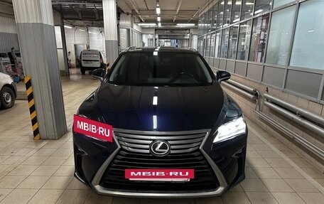 Lexus RX IV рестайлинг, 2017 год, 3 350 000 рублей, 8 фотография