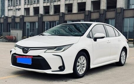 Toyota Corolla, 2022 год, 1 355 000 рублей, 3 фотография