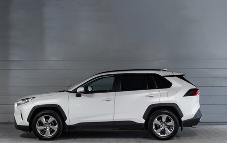 Toyota RAV4, 2020 год, 2 590 000 рублей, 5 фотография