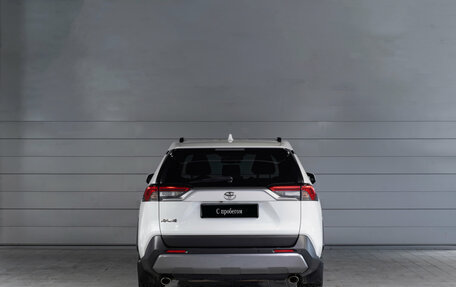 Toyota RAV4, 2020 год, 2 590 000 рублей, 4 фотография