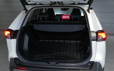 Toyota RAV4, 2020 год, 2 590 000 рублей, 20 фотография