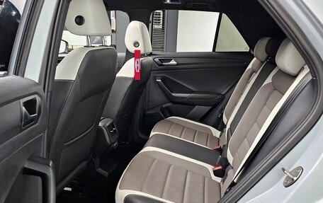 Volkswagen T-Roc I, 2022 год, 2 020 000 рублей, 13 фотография