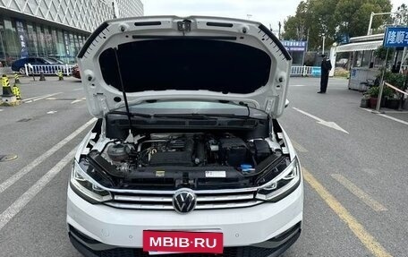 Volkswagen Touran III, 2020 год, 1 750 000 рублей, 16 фотография