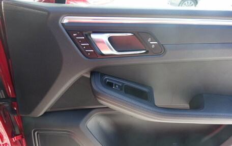 Porsche Macan I рестайлинг, 2022 год, 6 897 000 рублей, 11 фотография