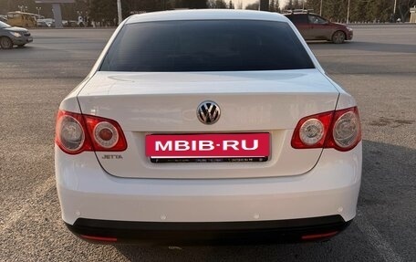 Volkswagen Jetta VI, 2010 год, 700 000 рублей, 8 фотография