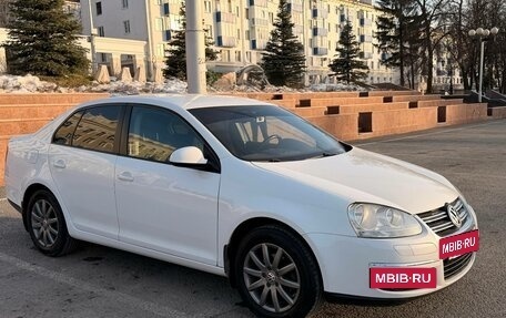 Volkswagen Jetta VI, 2010 год, 700 000 рублей, 5 фотография