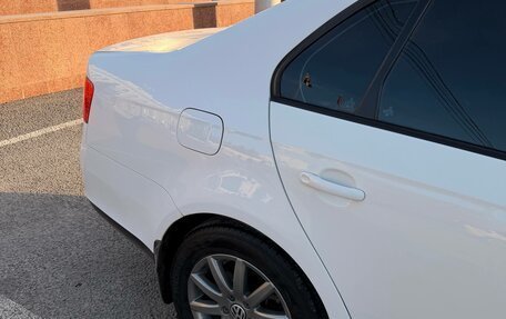 Volkswagen Jetta VI, 2010 год, 700 000 рублей, 10 фотография