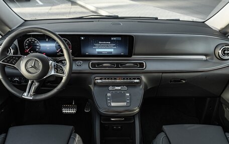 Mercedes-Benz V-Класс, 2025 год, 13 890 000 рублей, 9 фотография