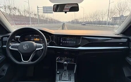 Volkswagen Passat B8 рестайлинг, 2023 год, 2 415 000 рублей, 8 фотография