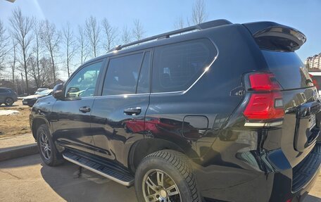 Toyota Land Cruiser Prado 150 рестайлинг 2, 2018 год, 5 100 000 рублей, 4 фотография