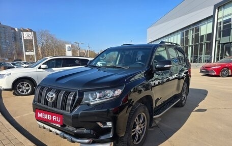Toyota Land Cruiser Prado 150 рестайлинг 2, 2018 год, 5 100 000 рублей, 2 фотография
