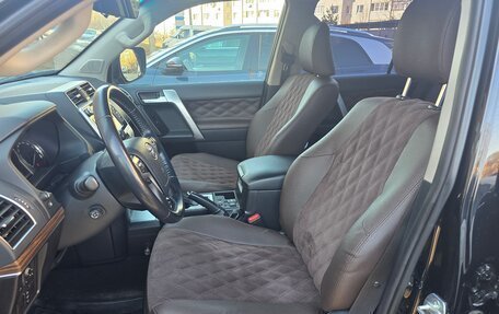 Toyota Land Cruiser Prado 150 рестайлинг 2, 2018 год, 5 100 000 рублей, 7 фотография