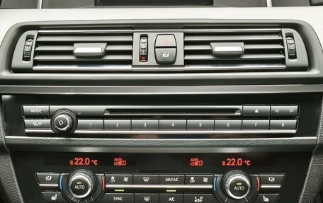 BMW 5 серия, 2016 год, 2 400 000 рублей, 16 фотография