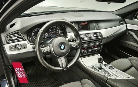 BMW 5 серия, 2016 год, 2 400 000 рублей, 7 фотография