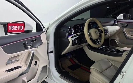 Mercedes-Benz A-Класс, 2022 год, 2 520 000 рублей, 10 фотография