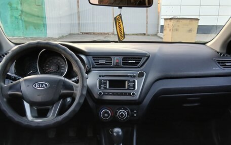 KIA Rio III рестайлинг, 2012 год, 520 000 рублей, 10 фотография