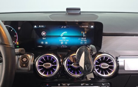 Mercedes-Benz GLB, 2021 год, 3 120 000 рублей, 14 фотография