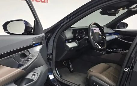 BMW 5 серия, 2024 год, 6 089 000 рублей, 4 фотография