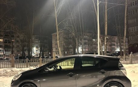 Toyota Aqua I, 2014 год, 870 000 рублей, 13 фотография