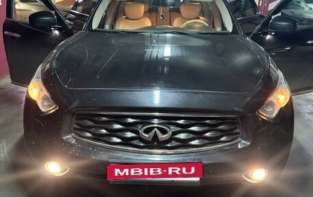 Infiniti FX II, 2011 год, 1 600 000 рублей, 10 фотография