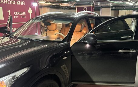 Infiniti FX II, 2011 год, 1 600 000 рублей, 14 фотография