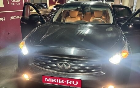 Infiniti FX II, 2011 год, 1 600 000 рублей, 13 фотография