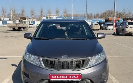 KIA Rio III рестайлинг, 2012 год, 700 000 рублей, 3 фотография