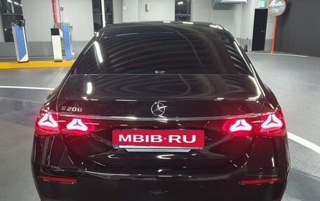 Mercedes-Benz E-Класс, 2025 год, 6 270 009 рублей, 3 фотография