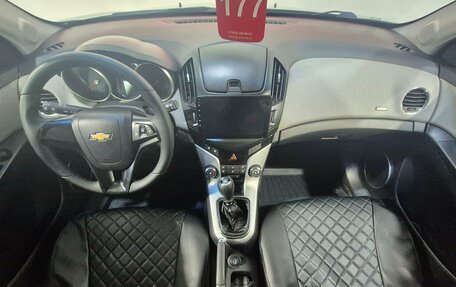 Chevrolet Cruze II, 2013 год, 799 000 рублей, 10 фотография