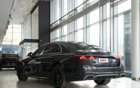 Mercedes-Benz E-Класс, 2023 год, 7 900 000 рублей, 4 фотография