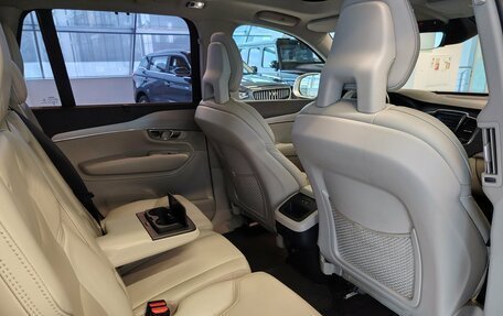 Volvo XC90 II рестайлинг, 2015 год, 2 990 000 рублей, 10 фотография