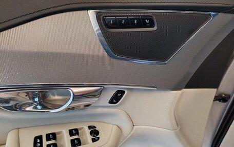 Volvo XC90 II рестайлинг, 2015 год, 2 990 000 рублей, 13 фотография