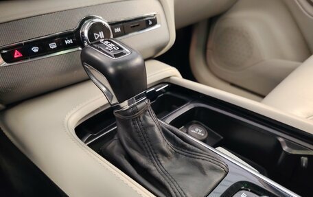 Volvo XC90 II рестайлинг, 2015 год, 2 990 000 рублей, 14 фотография