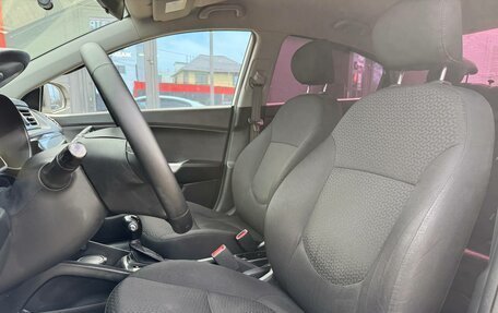 KIA Rio III рестайлинг, 2017 год, 1 099 000 рублей, 15 фотография