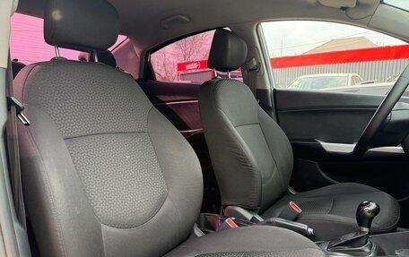 KIA Rio III рестайлинг, 2017 год, 1 099 000 рублей, 27 фотография