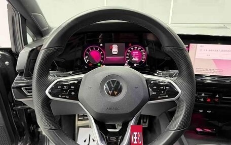 Volkswagen Golf VIII, 2022 год, 2 320 000 рублей, 20 фотография