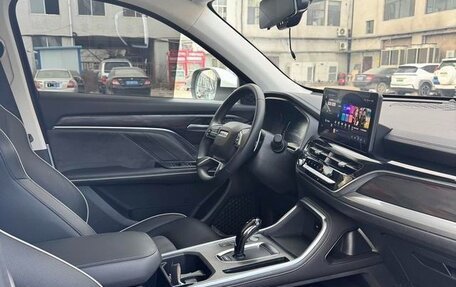 Haval H6, 2022 год, 1 400 000 рублей, 9 фотография