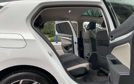 Volkswagen Golf VIII, 2022 год, 1 785 000 рублей, 9 фотография