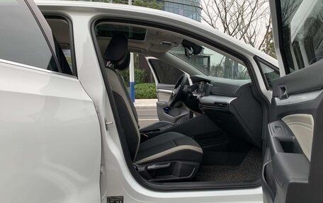Volkswagen Golf VIII, 2022 год, 1 785 000 рублей, 10 фотография