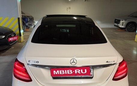 Mercedes-Benz E-Класс, 2017 год, 4 950 000 рублей, 9 фотография