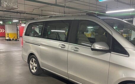 Mercedes-Benz V-Класс, 2015 год, 4 000 000 рублей, 3 фотография