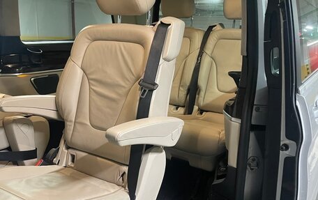 Mercedes-Benz V-Класс, 2015 год, 4 000 000 рублей, 9 фотография